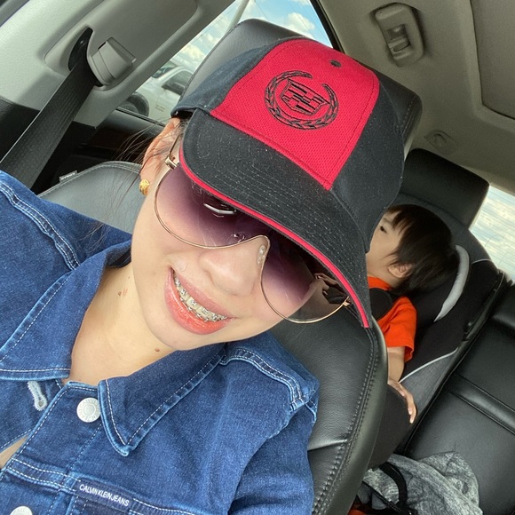 Meet your Posher, Danica - Picture 1 of 1